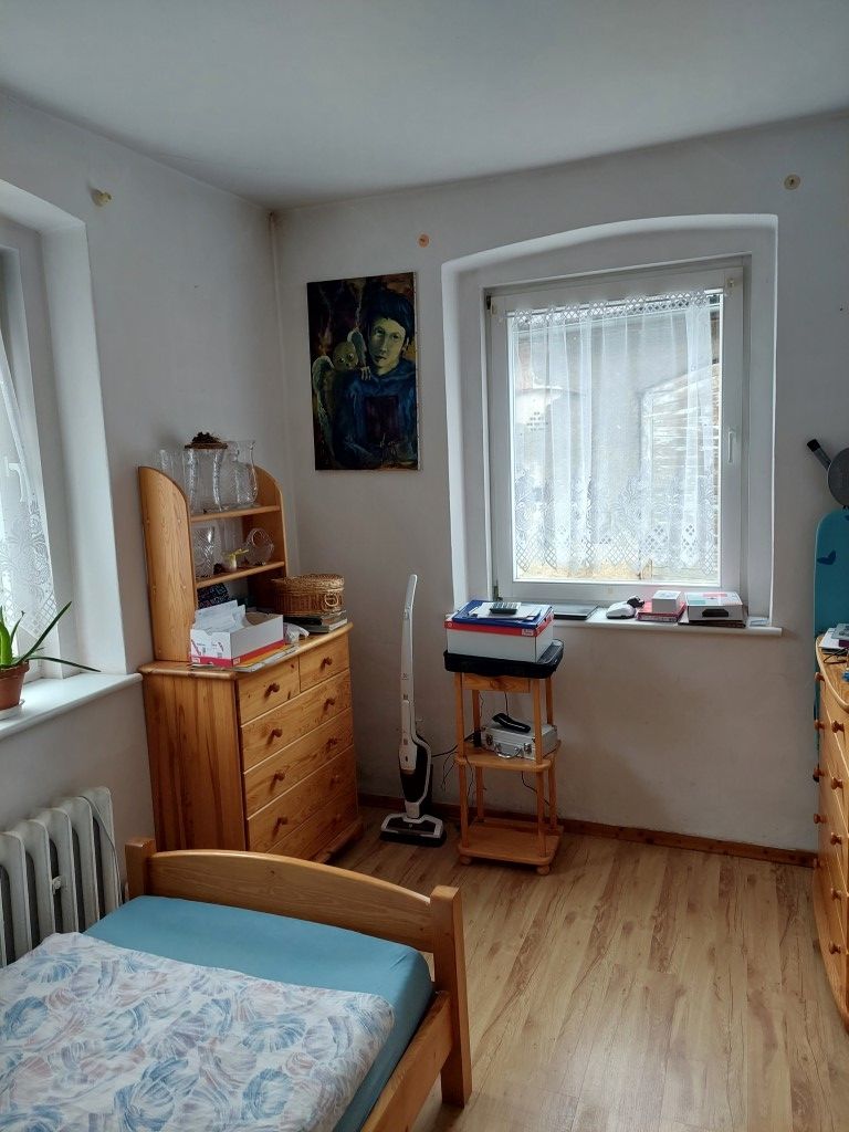 Klimatyczny dom wśród zieleni w Piechowicach.