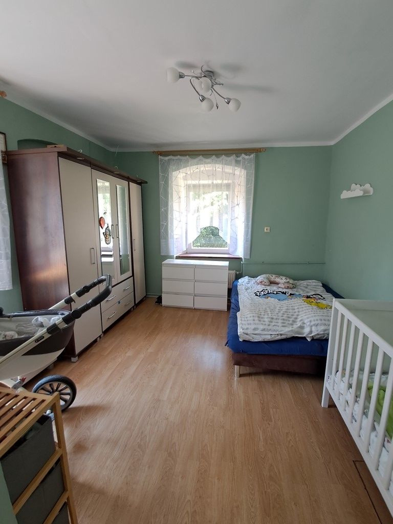 4,5 ha z domem i stodołą z pięknymi widokami.