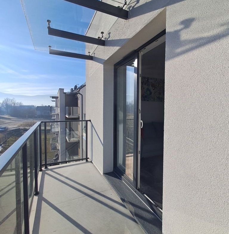 Nowy apartament w Cieplicach, cisza, zieleń, piekne widoki.