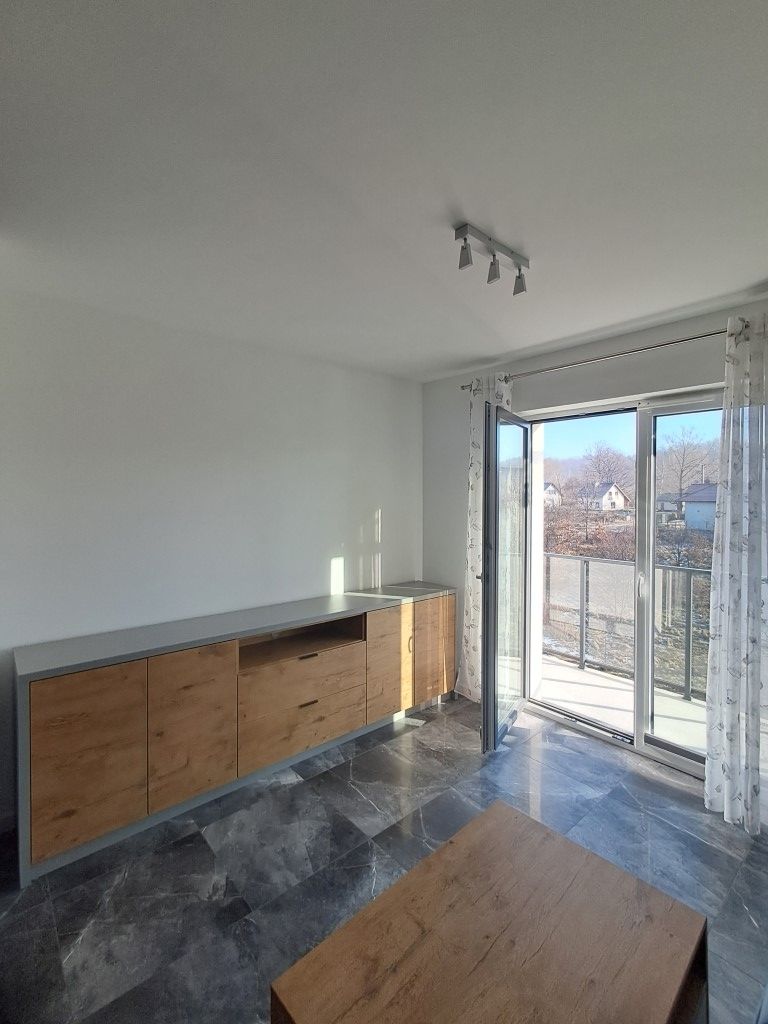 Nowy apartament w Cieplicach, cisza, zieleń, piekne widoki.