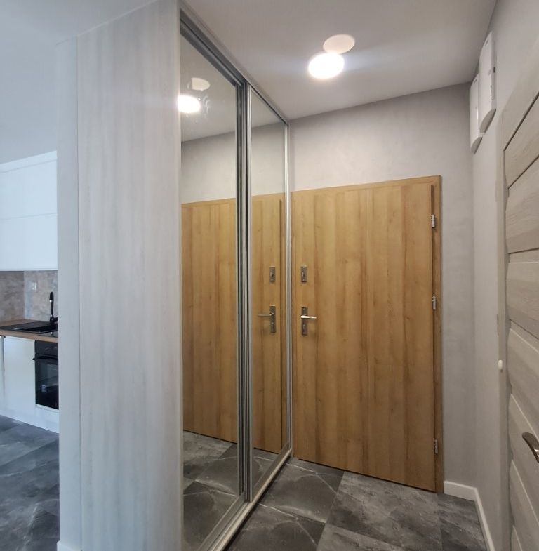 Nowy apartament w Cieplicach, cisza, zieleń, piekne widoki.