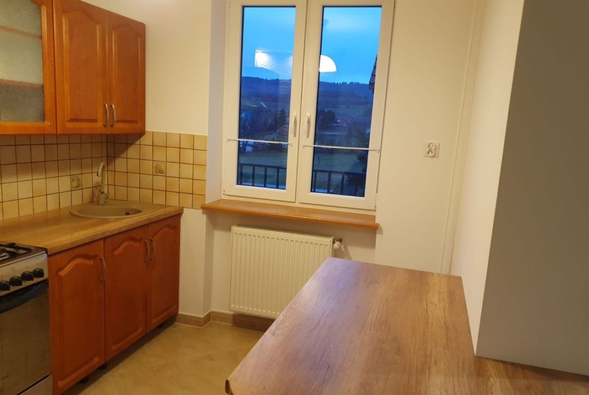 Dwupokojowe w z balkonem w spokojnej lokalizacji
