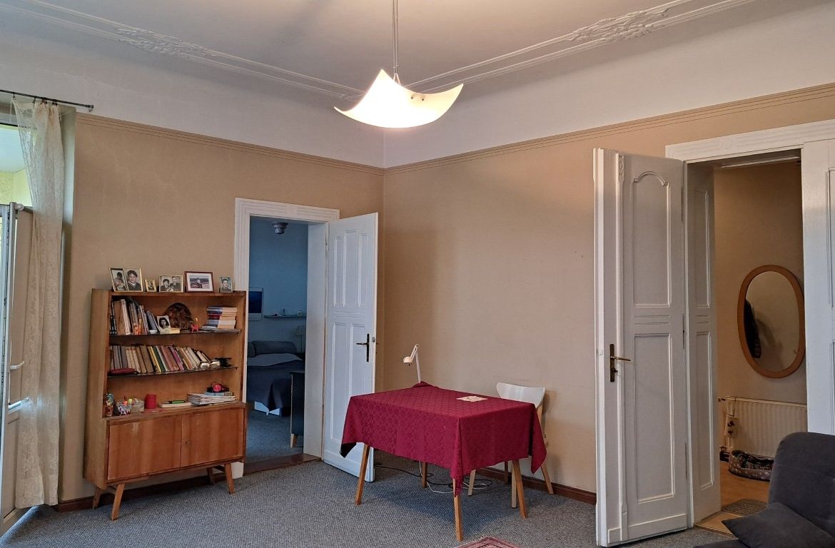 Klimatyczne mieszkanie z garażem w Cieplicach