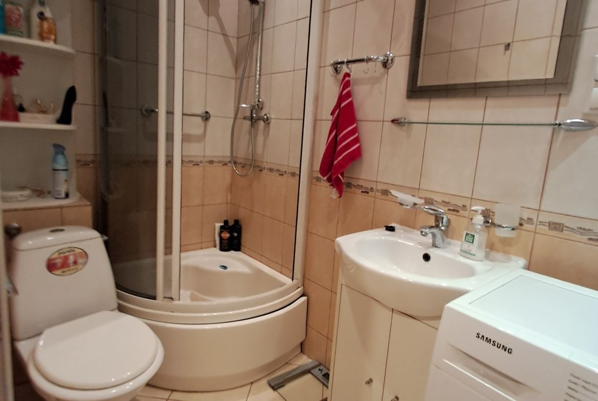 Mieszkanie dwupokojowe w kamienicy plus ogródek działkowy.