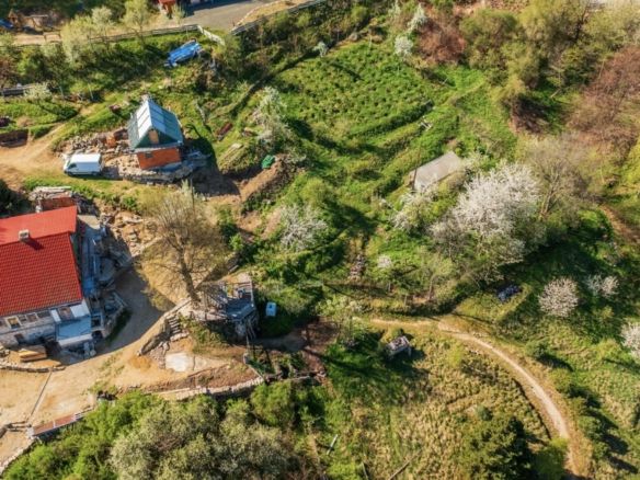 Dom na malowniczej działce z panoramą Karkonoszy