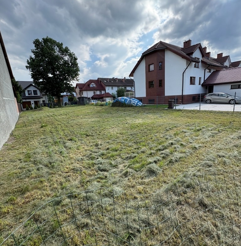 Działka budowlana w super lokalizcji Cieplic, ul. Miłosza